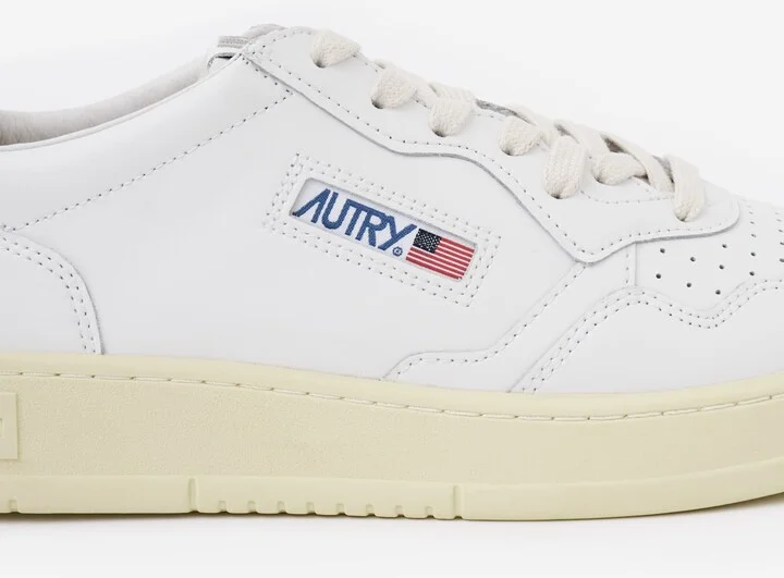 01 Low Sneakers - Image 2