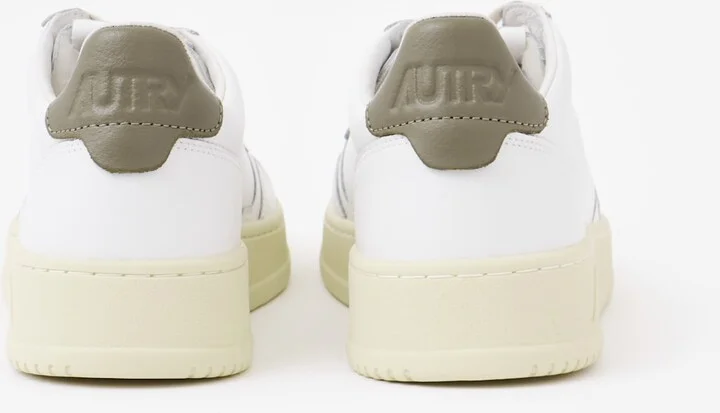 01 Low Sneakers - Image 4