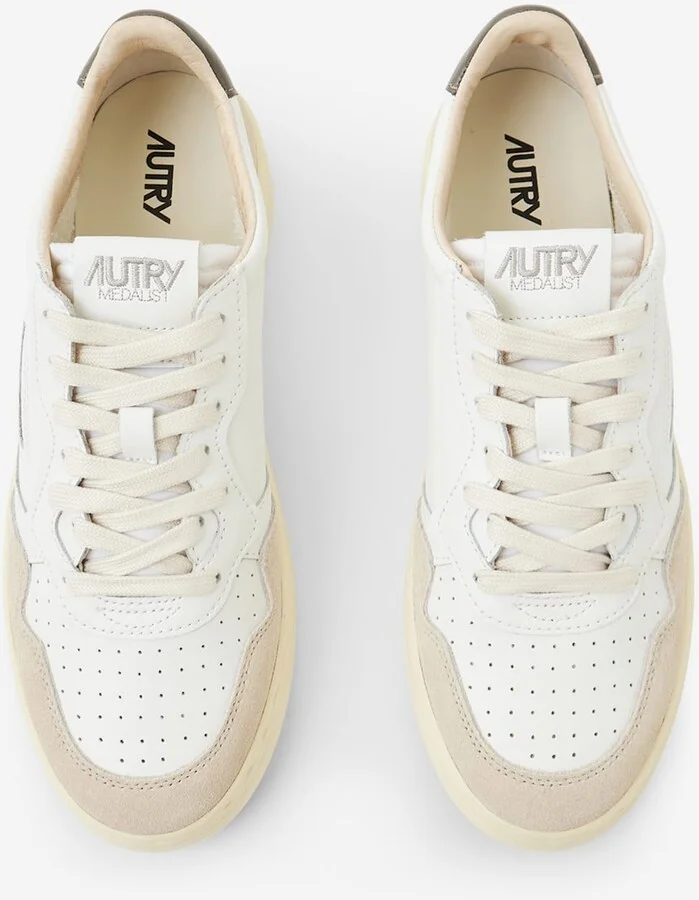 01 Low Sneakers - Image 4