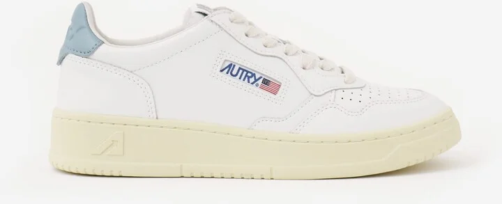 01 Low Sneakers
