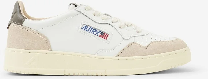 01 Low Sneakers