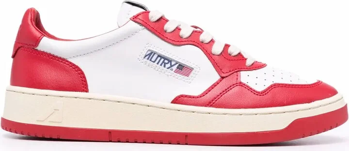 01 Low-Top Sneakers