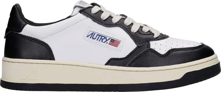 01 Sneakers In White Leather