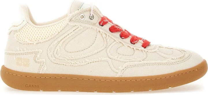 08 Canvas Sneaker