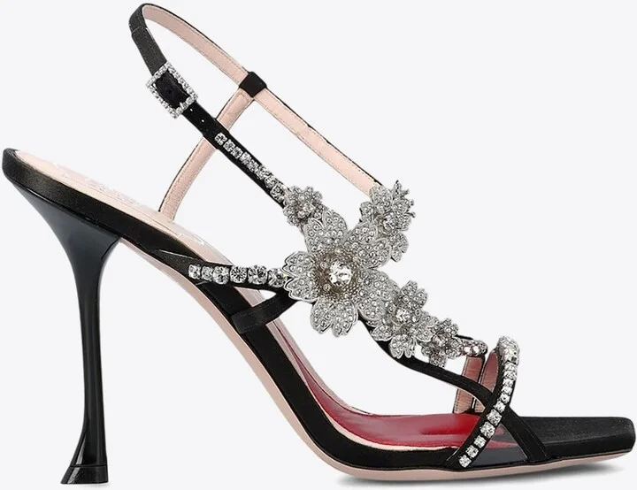100 Bouquet Flower Satin Sandals