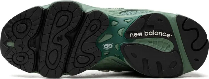 1000 "Green" sneakers - Image 4