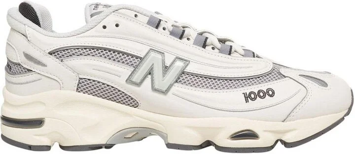 1000 Lace-up Sneakers