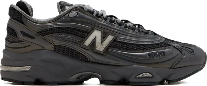 1000 Low-Top Sneakers