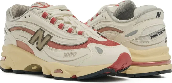1000 Sneakers - Image 3
