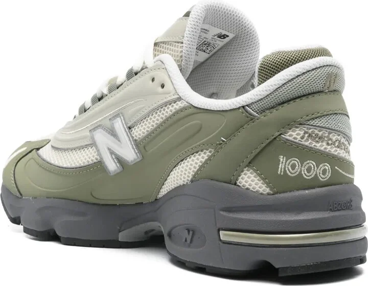 1000 Sneakers - Image 3
