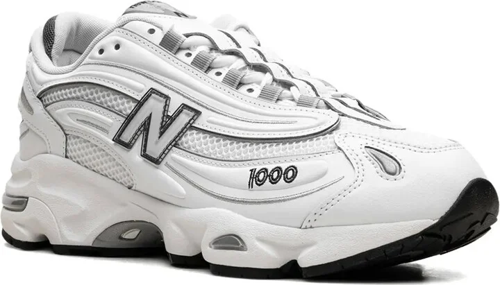 1000 Sneakers - Image 2
