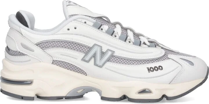 1000 Sneakers