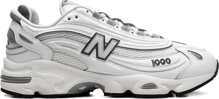 1000 Sneakers