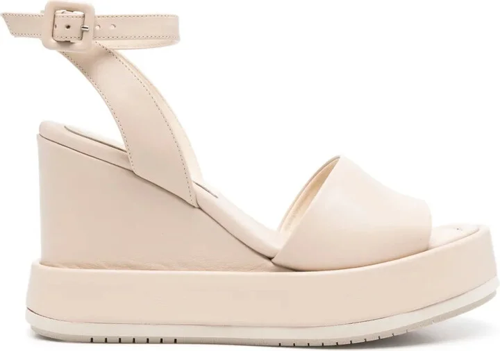 neutrals