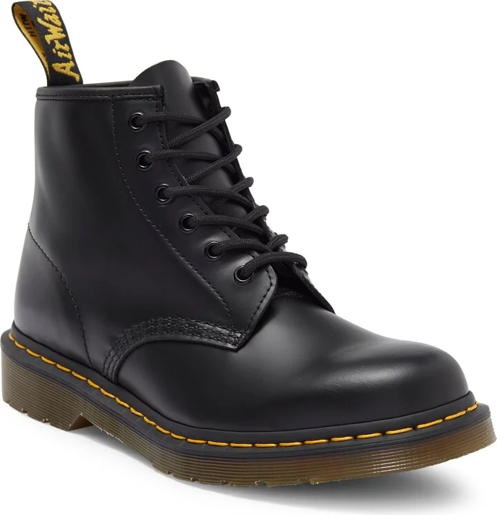 101 Lace-Up Boot