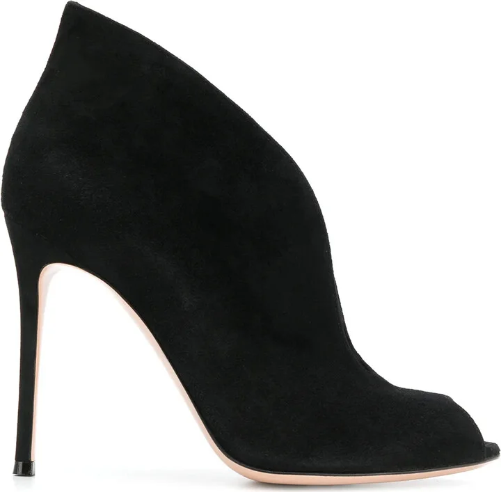 105mm Vamp suede pumps