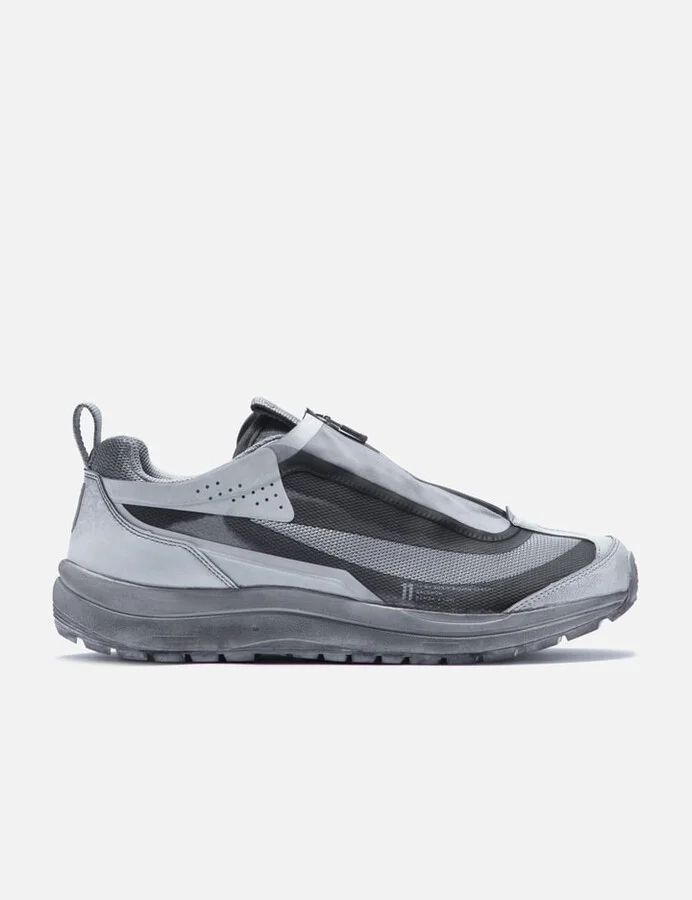Grey > 灰色 > 그레이 > グレー