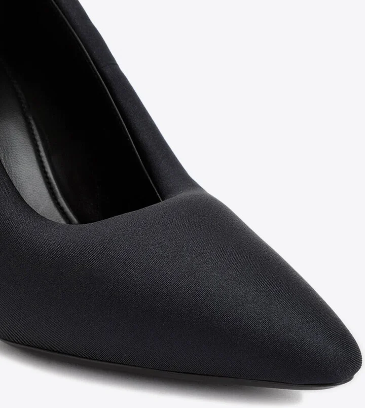 110 XL Exaggerated Pumps - Image 3