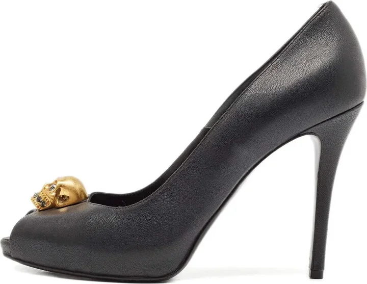 115mm Skull-Embellish Peep-Toe Pumps