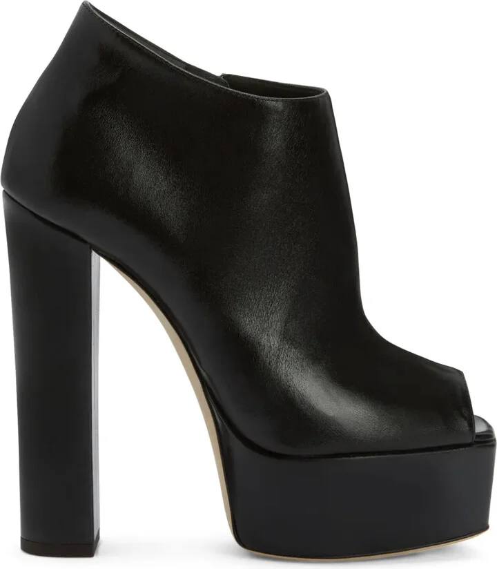 120mm Judith boots