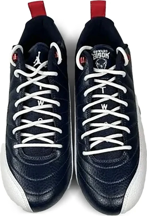 12Alpha 3 PE cleats - Image 2