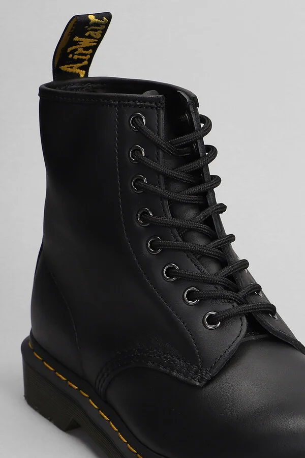 1460 Combat Boots In Black Leather - Image 5