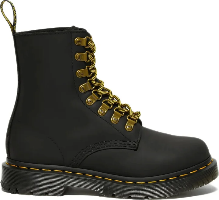 1460 Pascal 8 Eye boots