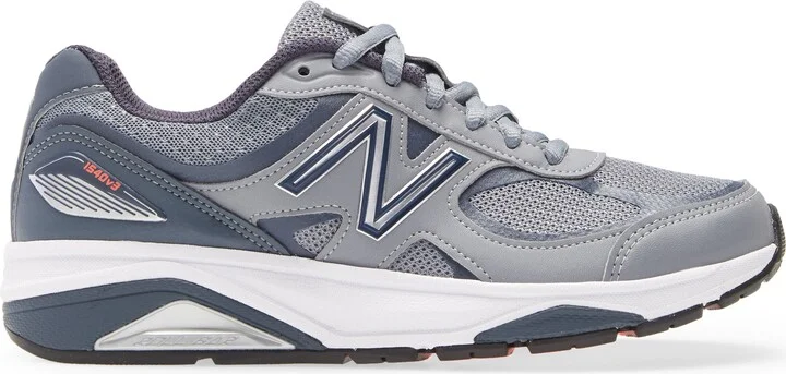 1540v3 Running Shoe - Image 3