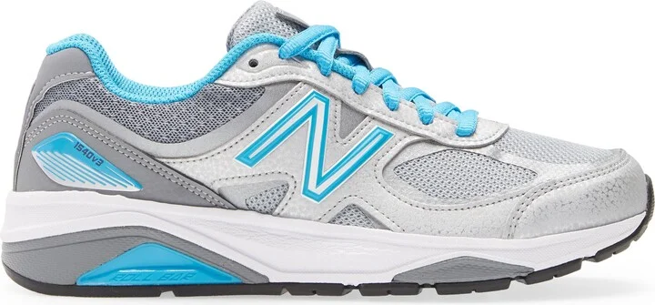 1540v3 Running Shoe - Image 11