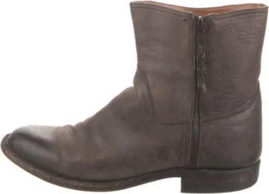 1883 by Lucchese