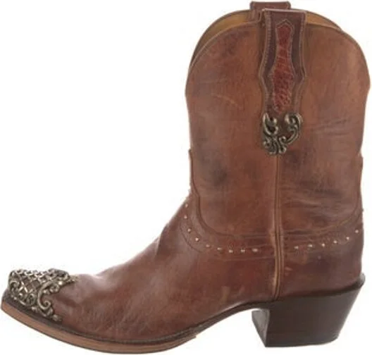 1883 by Lucchese