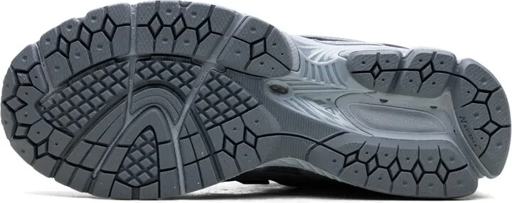 1906 "Arctic Grey" sneakers - Image 4