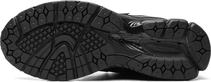 1906 "Tripple Black" sneakers - Image 5