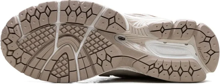 1906F "Timber Wolf" sneakers - Image 3