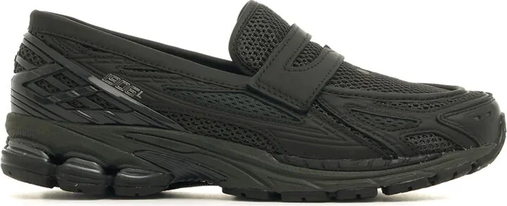 1906L Blacktop Phantom sneakers