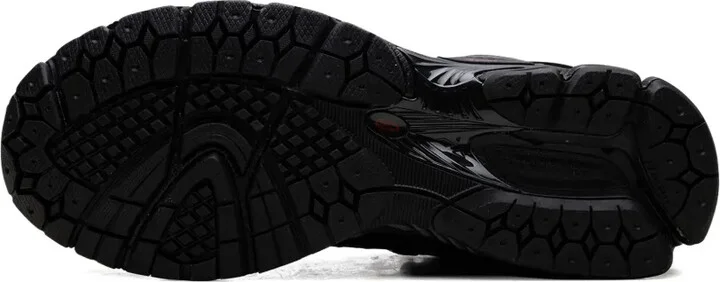 1906R "Black Magnet" sneakers - Image 4