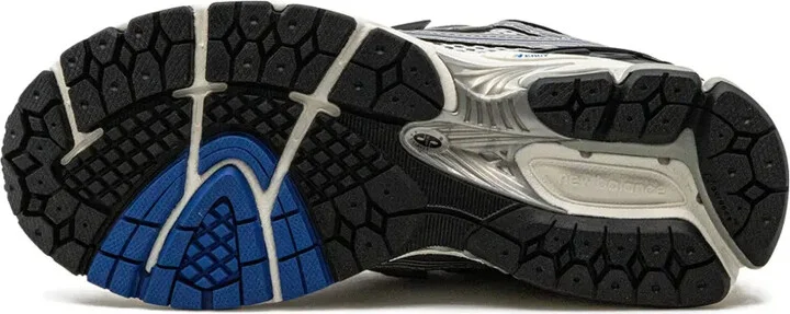 1906R low-top sneakers - Image 4