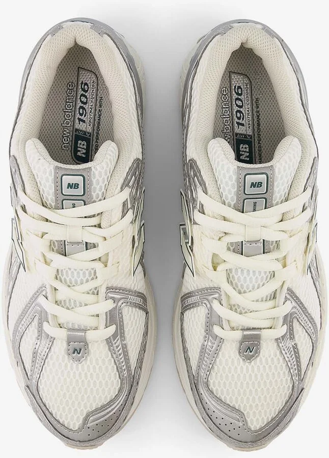1906R Low-Top Sneakers in Silver Metallic/Sea Salt - Image 2