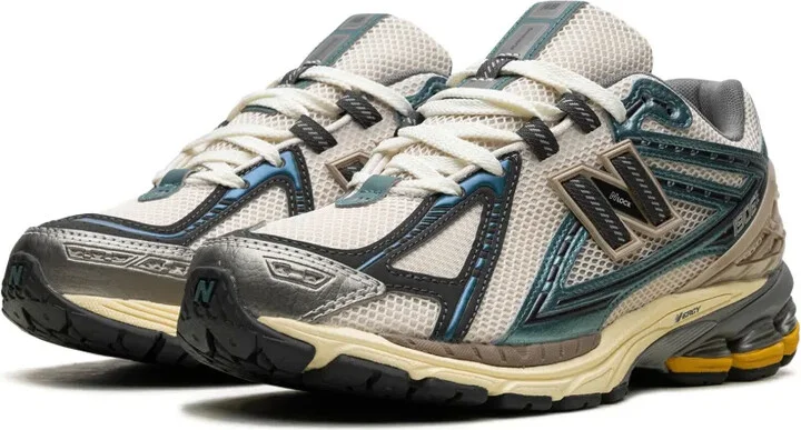 1906R panelled sneakers - Image 3