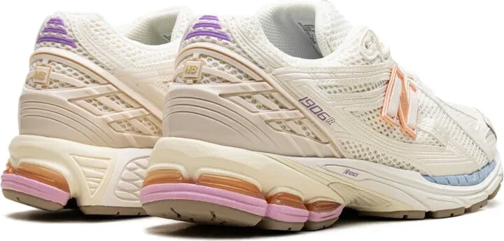 1906R "Pink Sugar" sneakers - Image 3