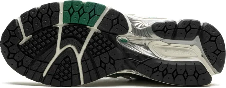 1906R "White/Silver/Green" sneakers - Image 4