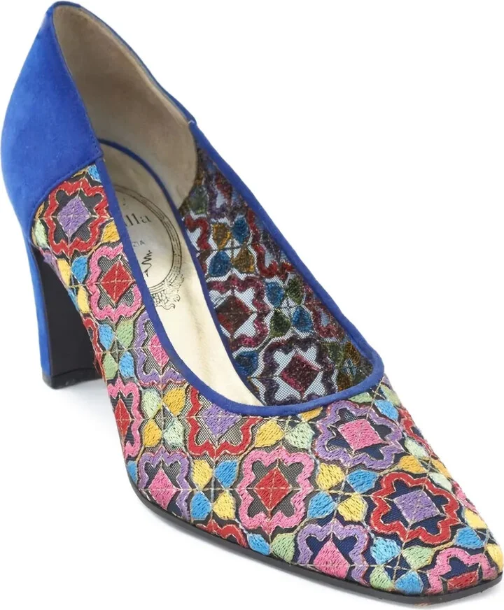 1980s Suede Pumps - Image 2