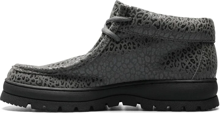 2-Eye Mid Chukka Boot - Image 8