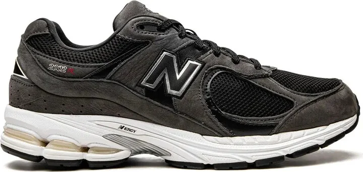 2002 "Dark Grey" sneakers
