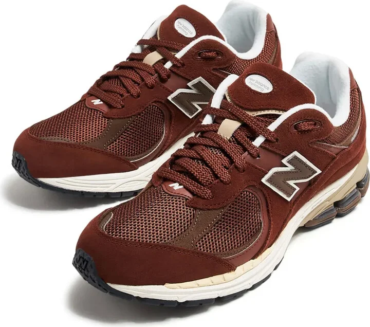 2002 Sneakers - Image 4
