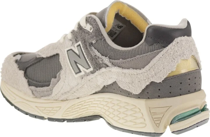 2002 - Sneakers Lifestyle - Image 3
