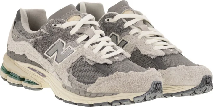 2002 - Sneakers Lifestyle - Image 4