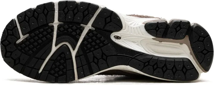 2002R "ASOS Exclusive Brown" sneakers - Image 4