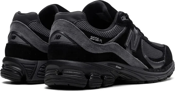 2002R "Black Magnet" sneakers - Image 3