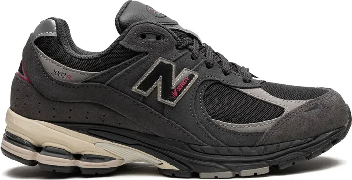 2002R "Grey/Black" sneakers